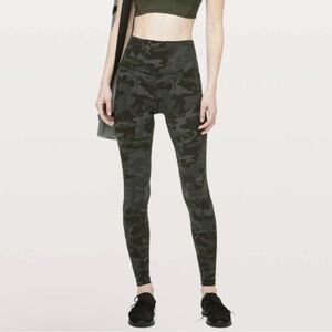Camo High-Waisted‎ Leggings